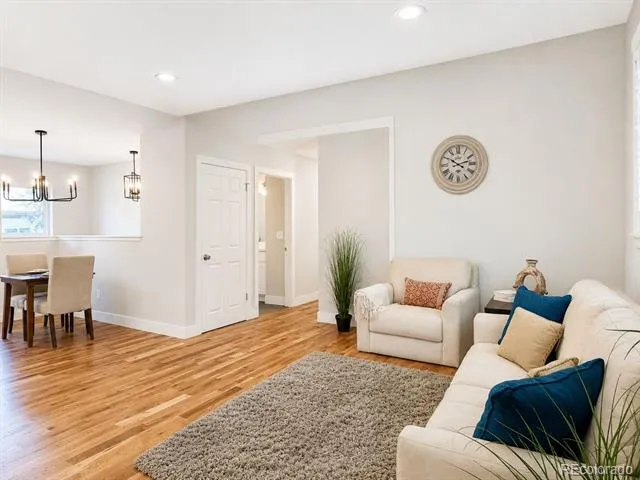 3320 S Pennsylvania Street Englewood, CO 80113