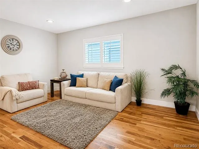 3320 S Pennsylvania Street Englewood, CO 80113