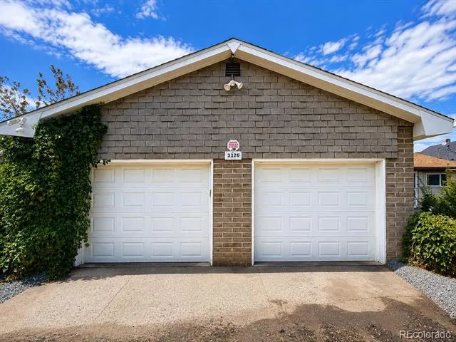 3320 S Pennsylvania Street Englewood, CO 80113