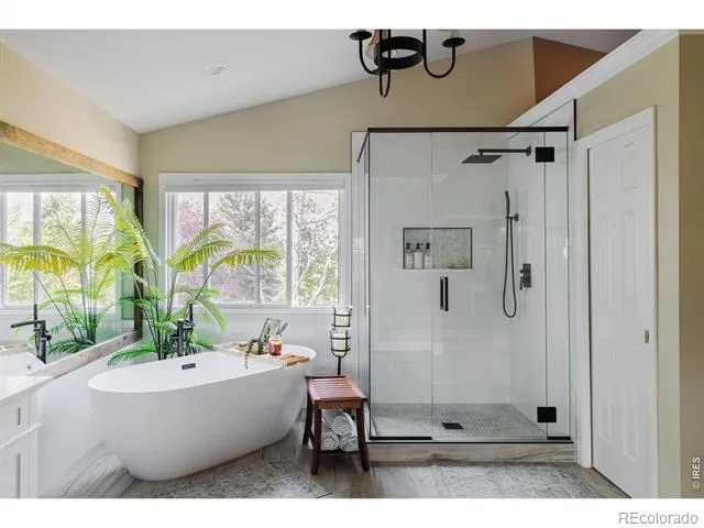 8589 Skyland Drive Niwot, CO 80503