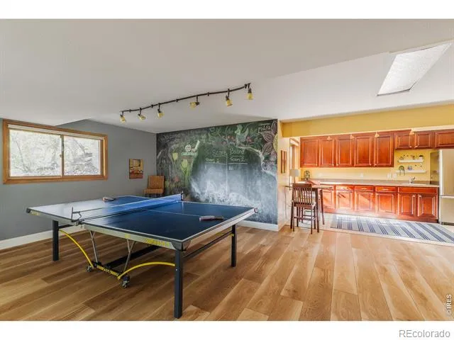 8589 Skyland Drive Niwot, CO 80503