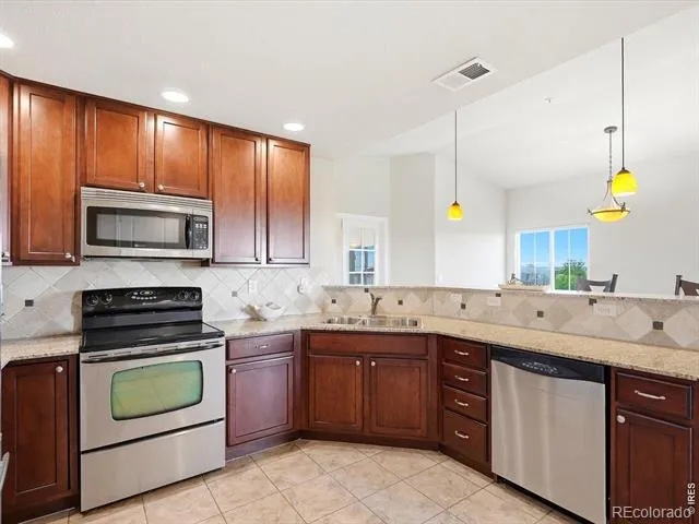 6223 Kilmer Loop #201 Golden, CO 80403