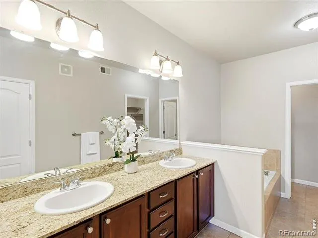 6223 Kilmer Loop #201 Golden, CO 80403