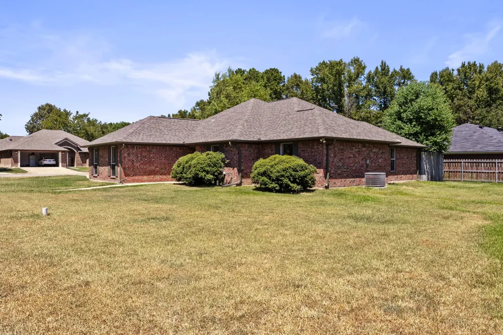 307 Bob White Pittsburg, TX 75686