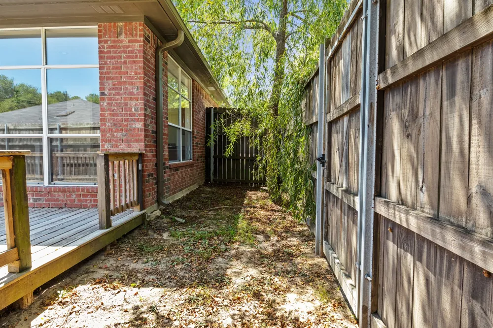 307 Bob White Pittsburg, TX 75686