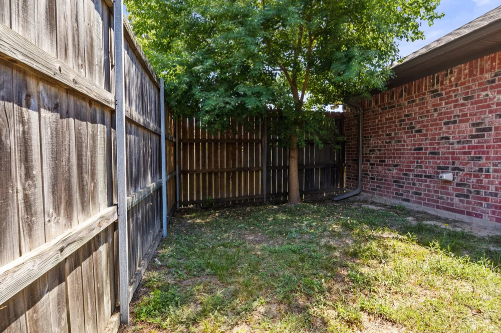 307 Bob White Pittsburg, TX 75686