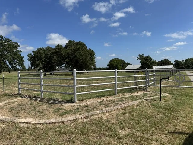 209 Vz County Road 2316 Canton, TX 75103