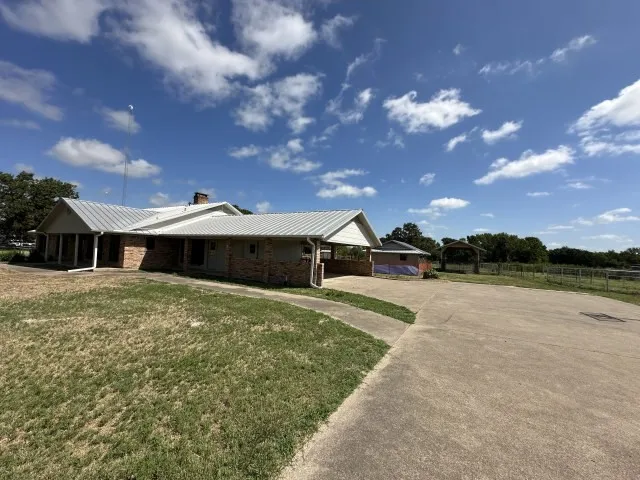 209 Vz County Road 2316 Canton, TX 75103