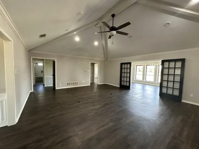 209 Vz County Road 2316 Canton, TX 75103