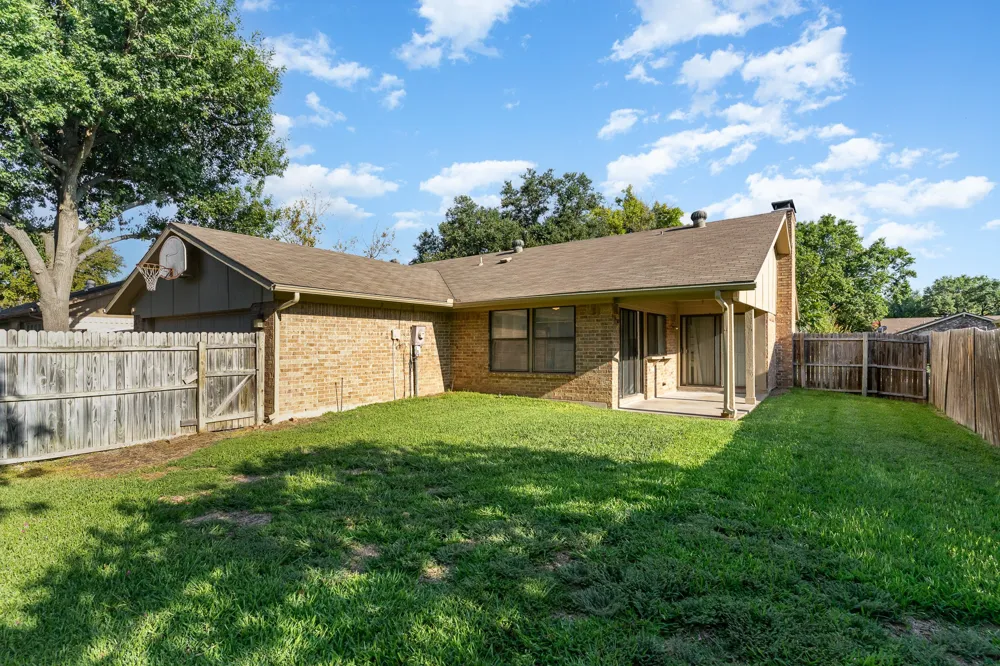 2311 Lawnmeadow Drive Richardson, TX 75080