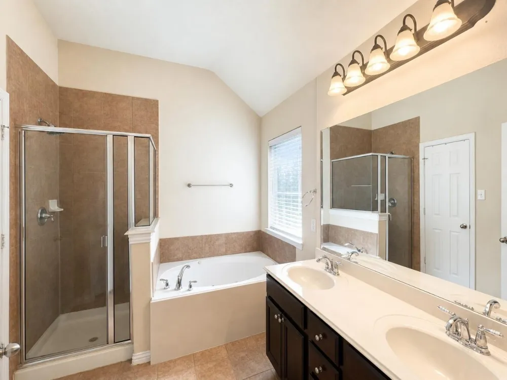 304 Blythe Bridge Road Roanoke, TX 76262