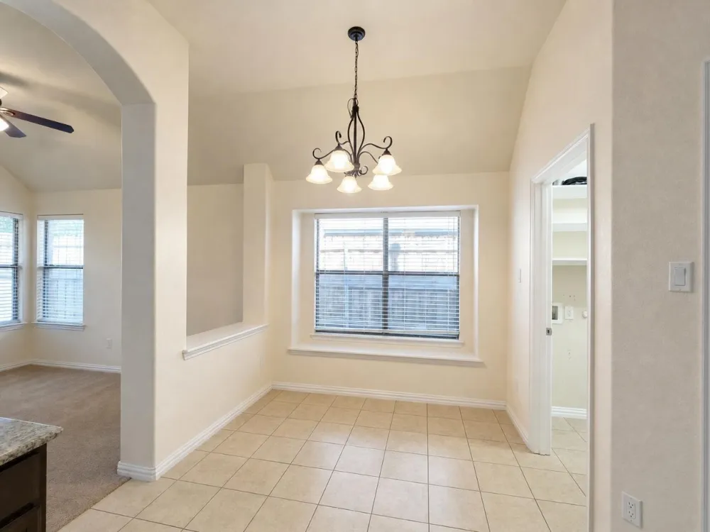 304 Blythe Bridge Road Roanoke, TX 76262