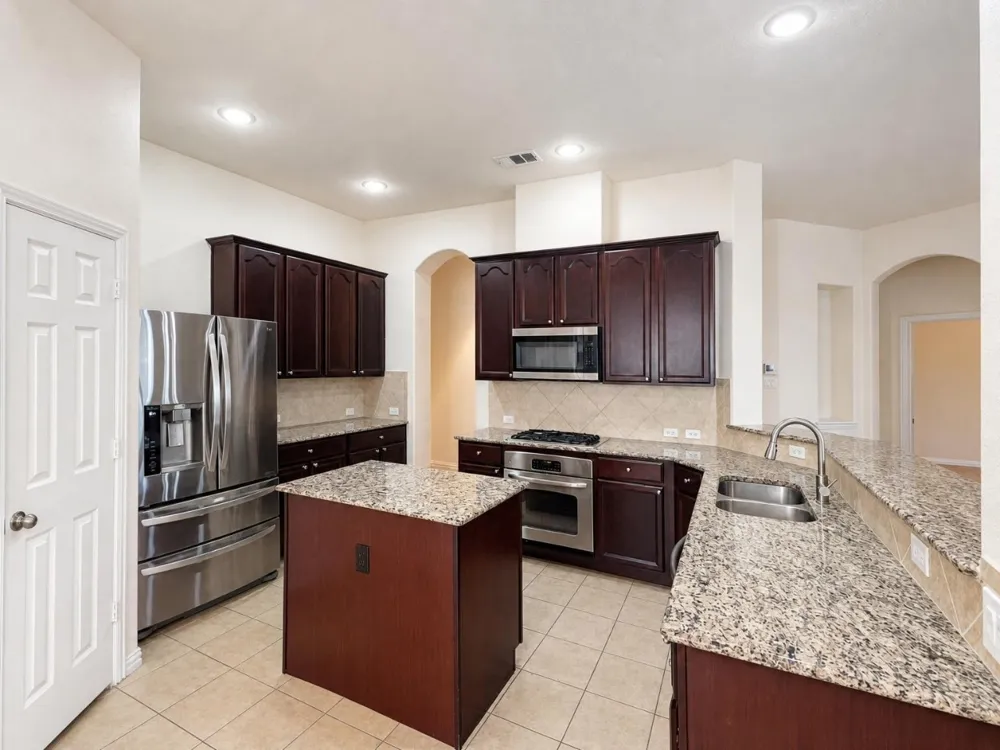 304 Blythe Bridge Road Roanoke, TX 76262