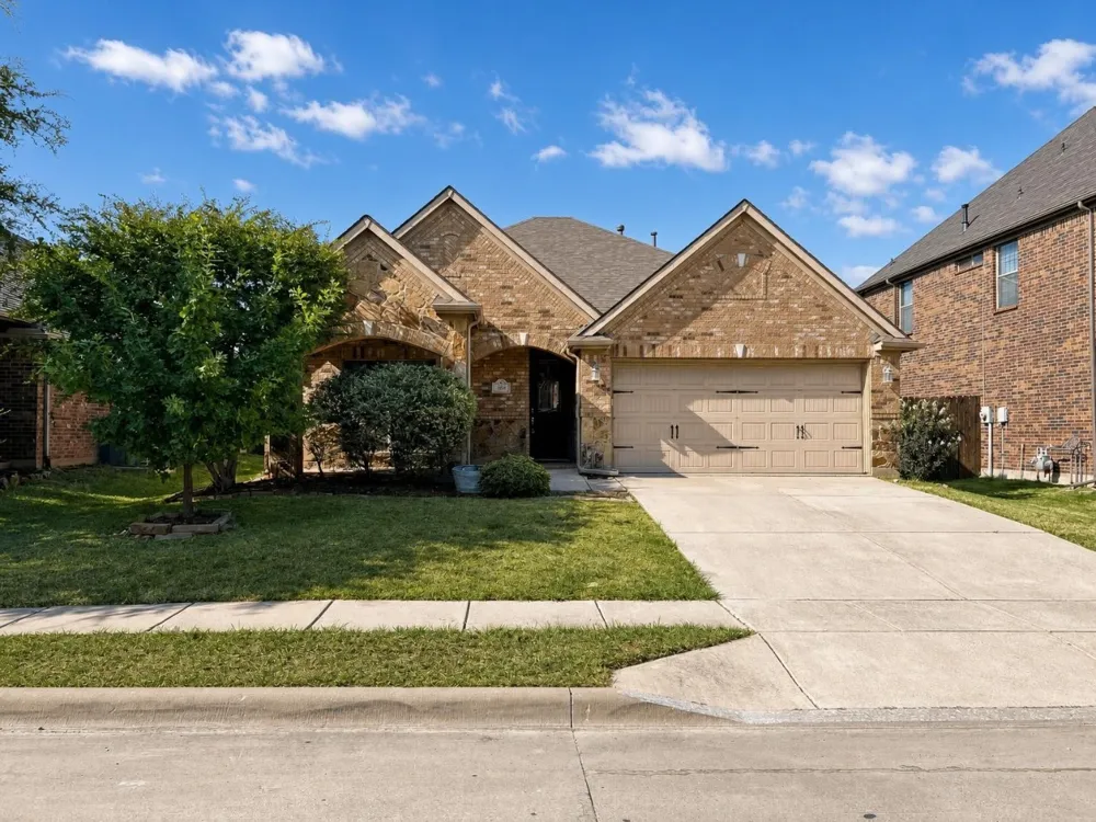 304 Blythe Bridge Road Roanoke, TX 76262