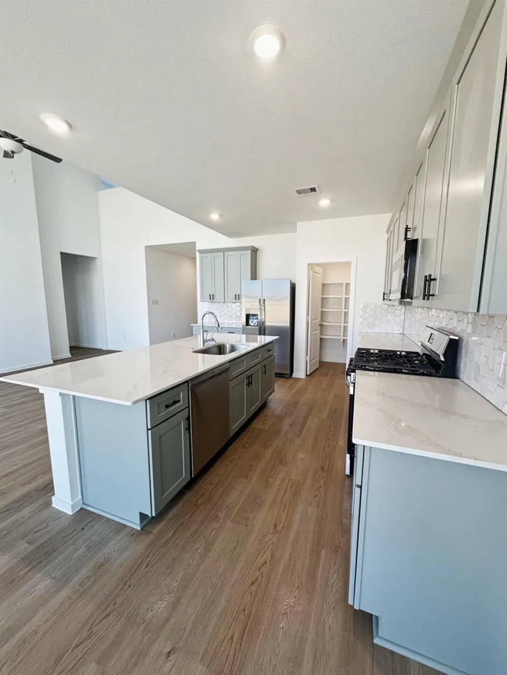 3230 Coral Bluff Drive Texas City, TX 77539