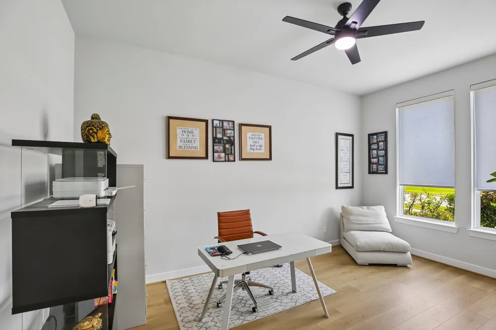 1796 Tanner Brook Lane Friendswood, TX 77546