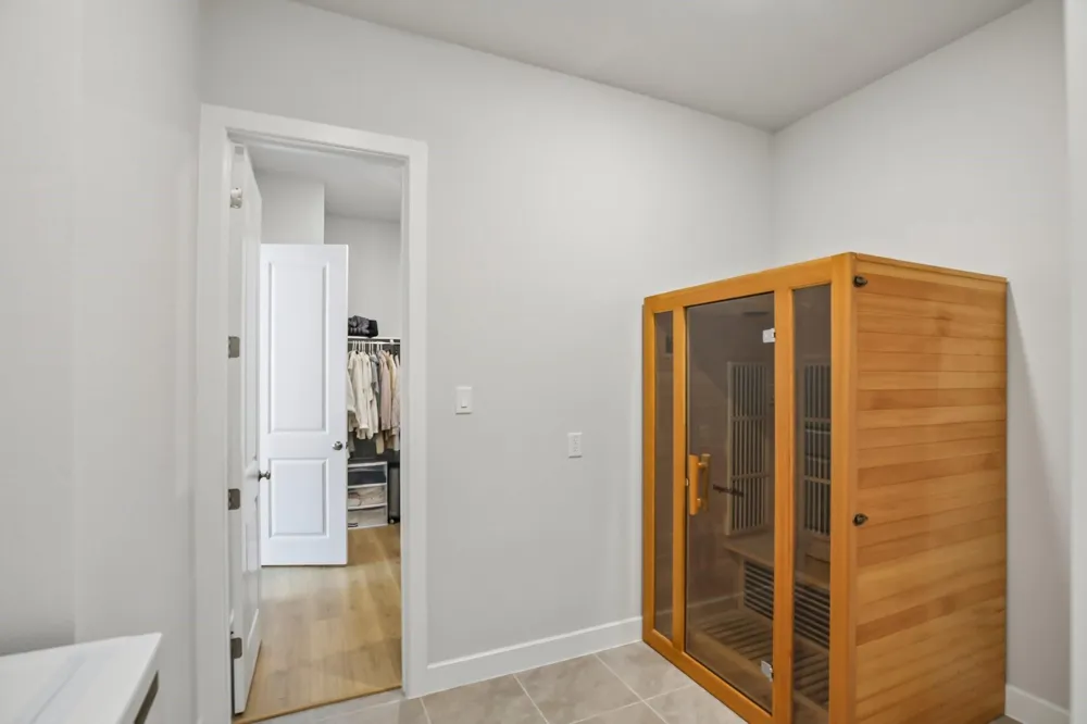 1796 Tanner Brook Lane Friendswood, TX 77546