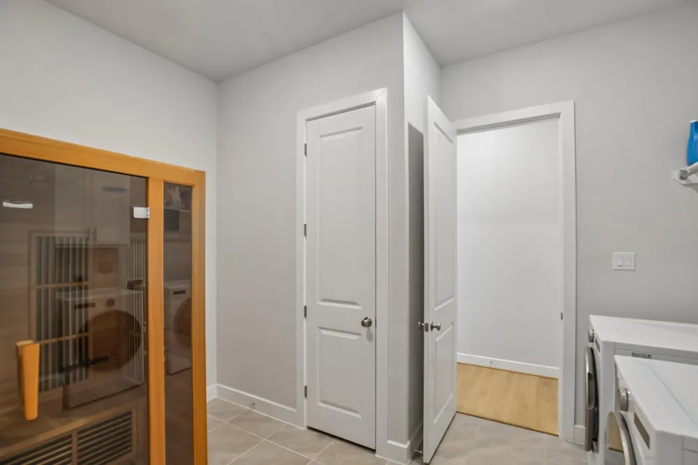 1796 Tanner Brook Lane Friendswood, TX 77546