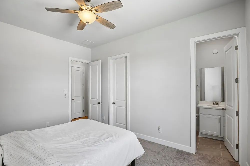 1796 Tanner Brook Lane Friendswood, TX 77546
