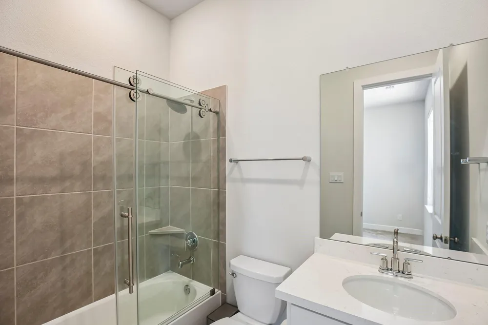 1796 Tanner Brook Lane Friendswood, TX 77546