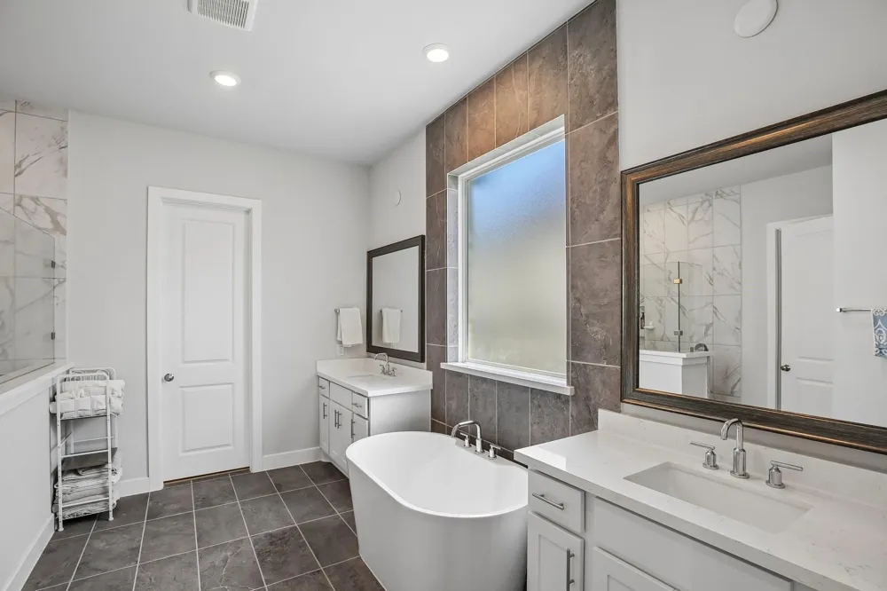 1796 Tanner Brook Lane Friendswood, TX 77546