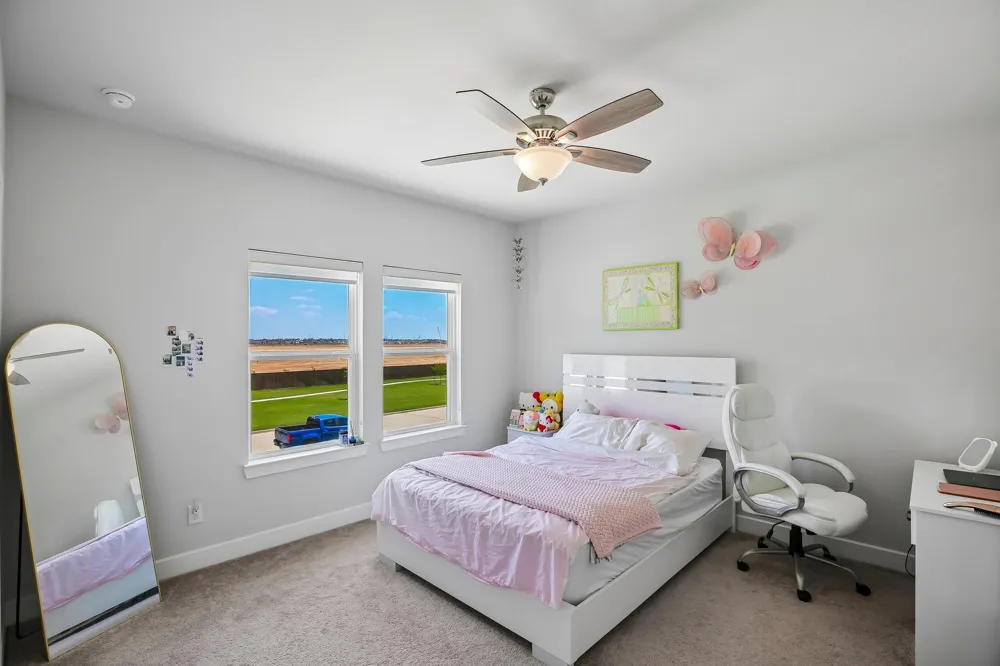 1796 Tanner Brook Lane Friendswood, TX 77546