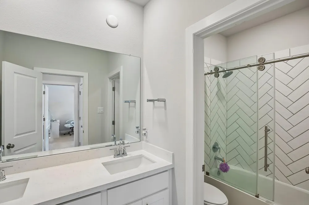 1796 Tanner Brook Lane Friendswood, TX 77546