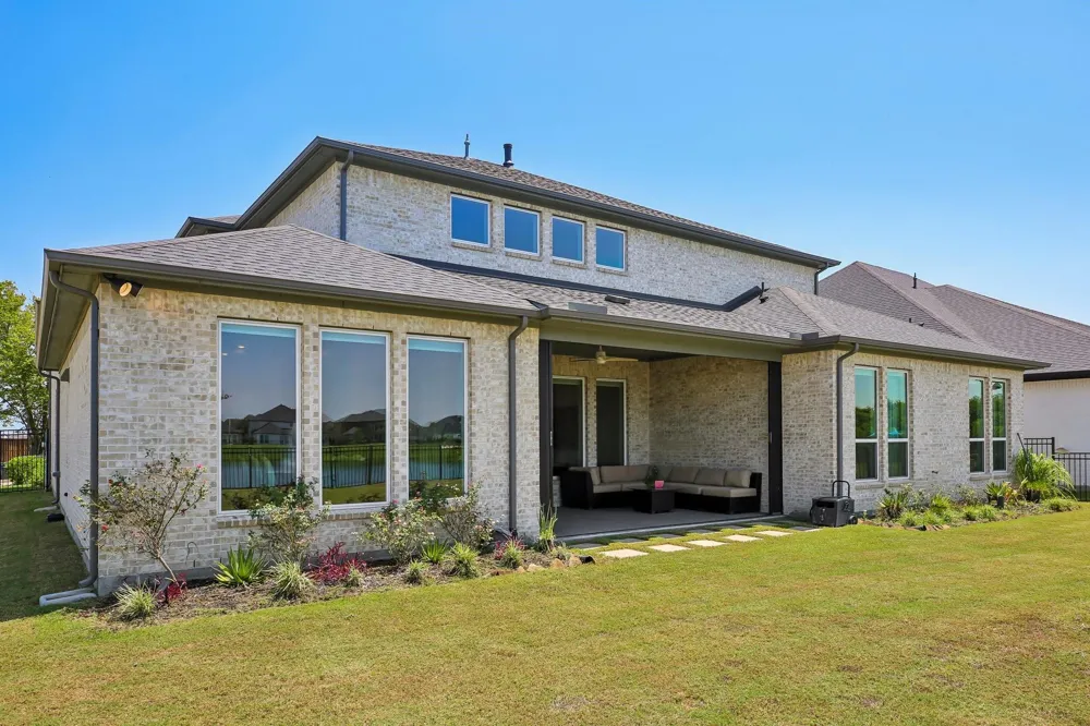 1796 Tanner Brook Lane Friendswood, TX 77546