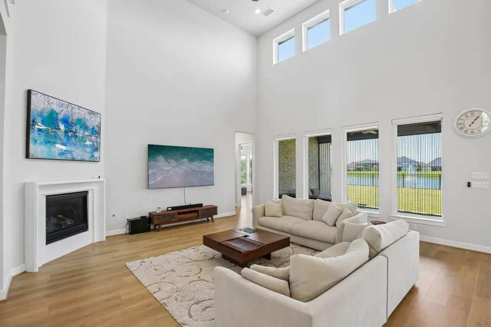 1796 Tanner Brook Lane Friendswood, TX 77546