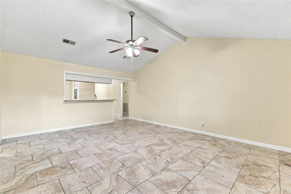 426 Corley Drive Highlands, TX 77562