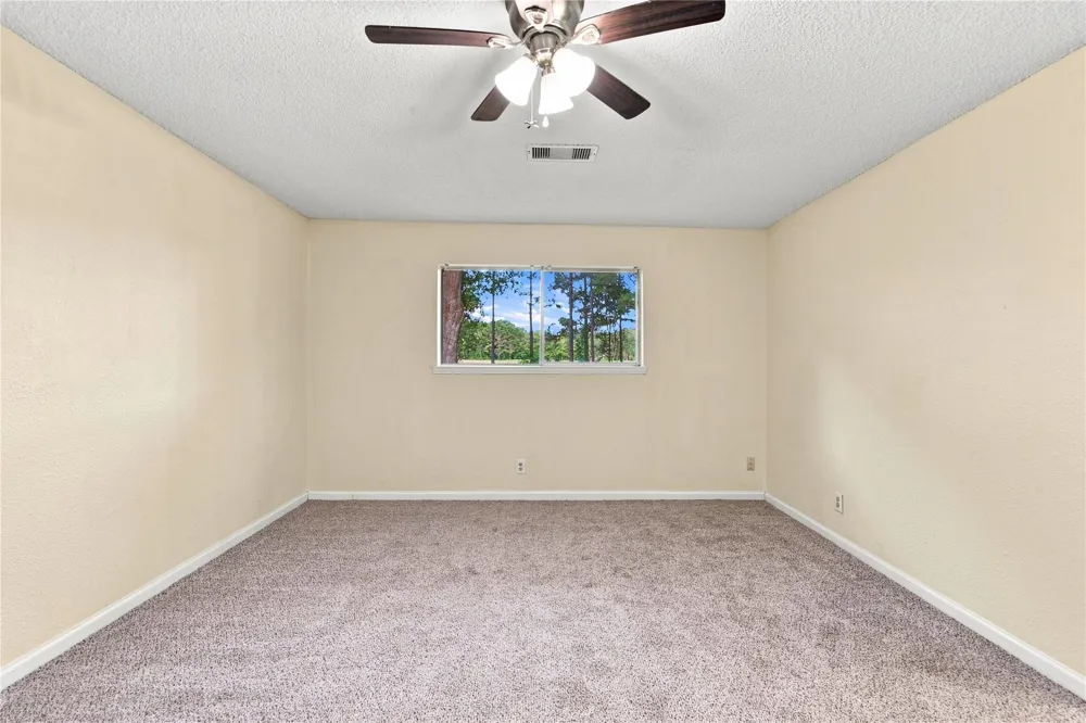 426 Corley Drive Highlands, TX 77562
