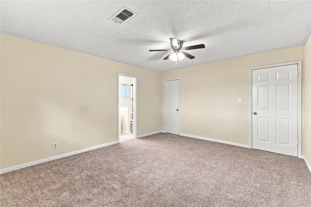 426 Corley Drive Highlands, TX 77562