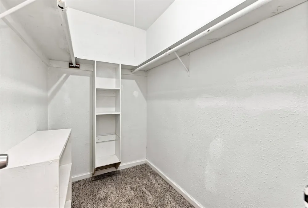 426 Corley Drive Highlands, TX 77562