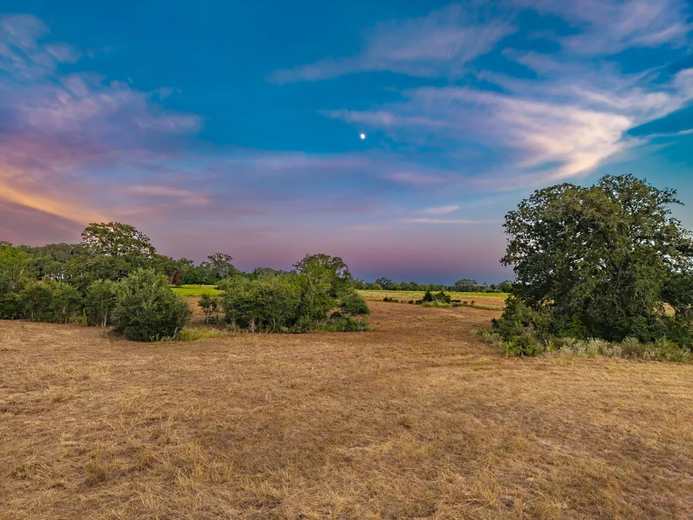 1830 Holub Road Schulenburg, TX 78956