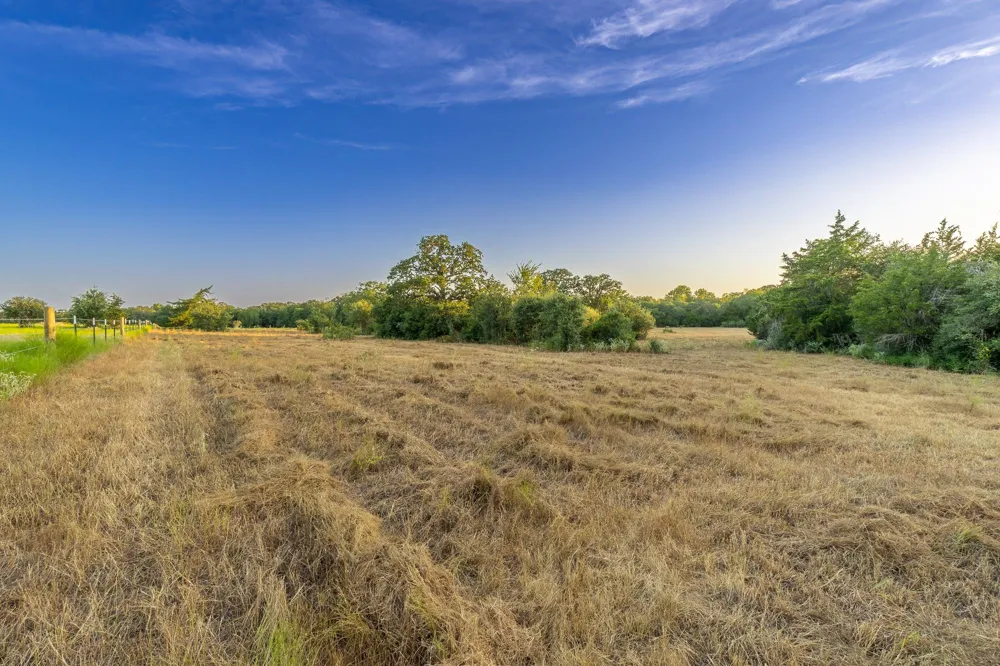 1830 Holub Road Schulenburg, TX 78956