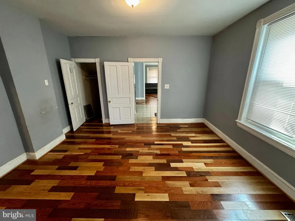 1131 COTTMAN AVENUE Philadelphia, PA 19111