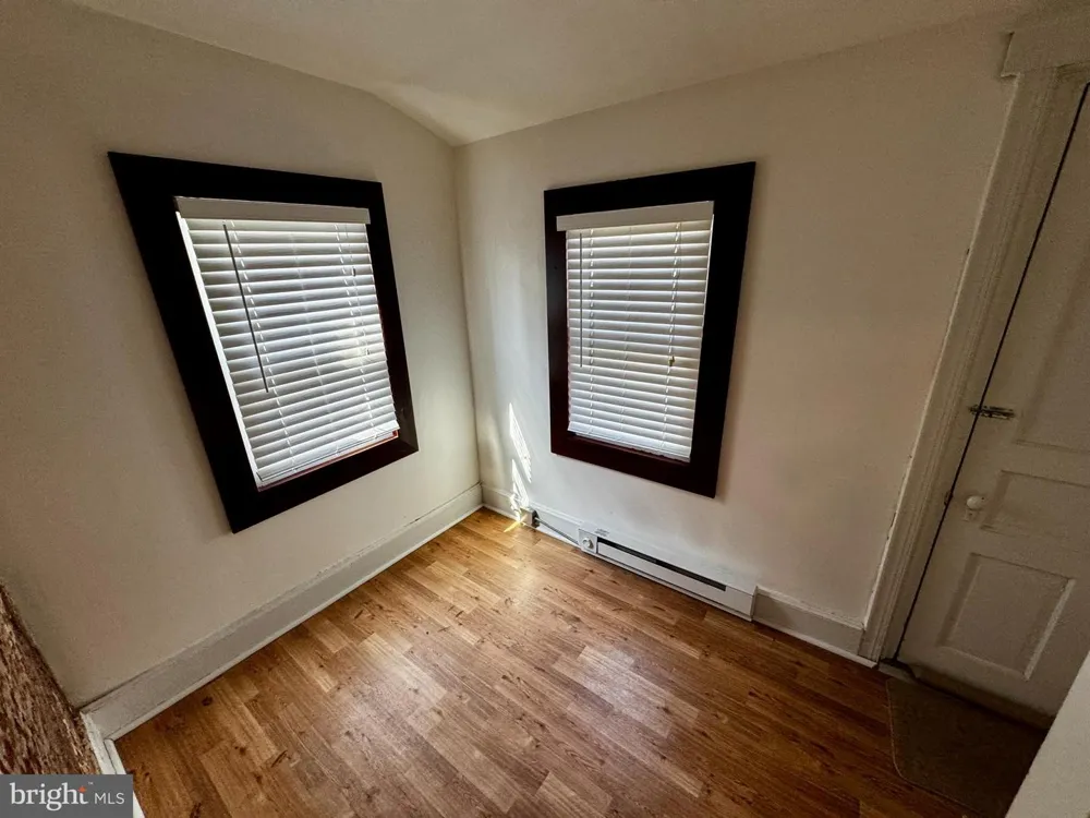 1131 COTTMAN AVENUE Philadelphia, PA 19111