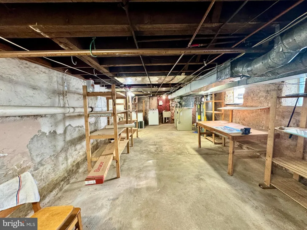 1131 COTTMAN AVENUE Philadelphia, PA 19111