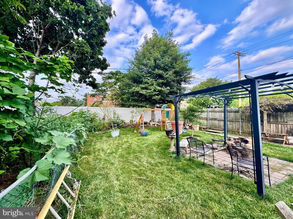 1131 COTTMAN AVENUE Philadelphia, PA 19111