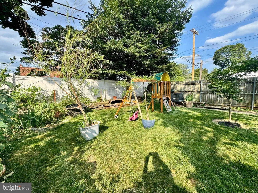 1131 COTTMAN AVENUE Philadelphia, PA 19111