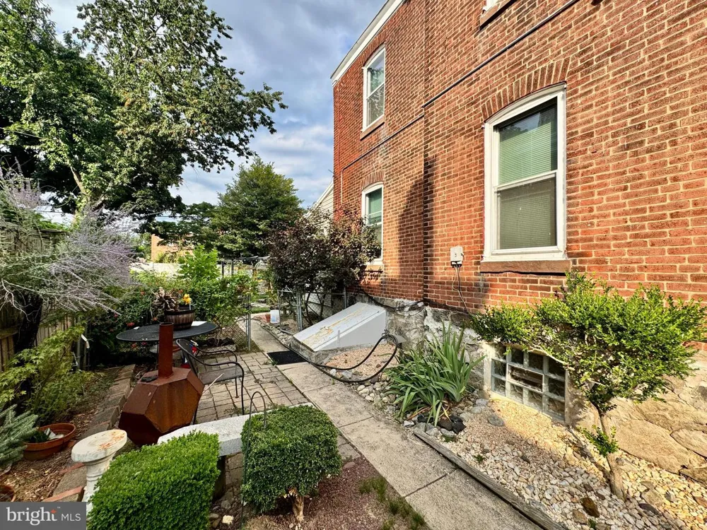 1131 COTTMAN AVENUE Philadelphia, PA 19111