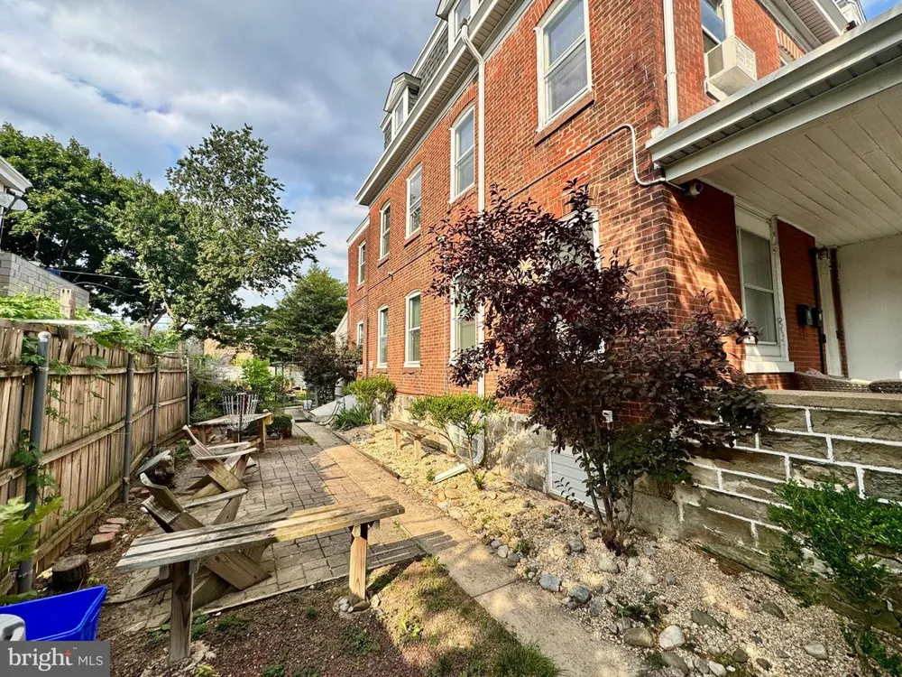 1131 COTTMAN AVENUE Philadelphia, PA 19111