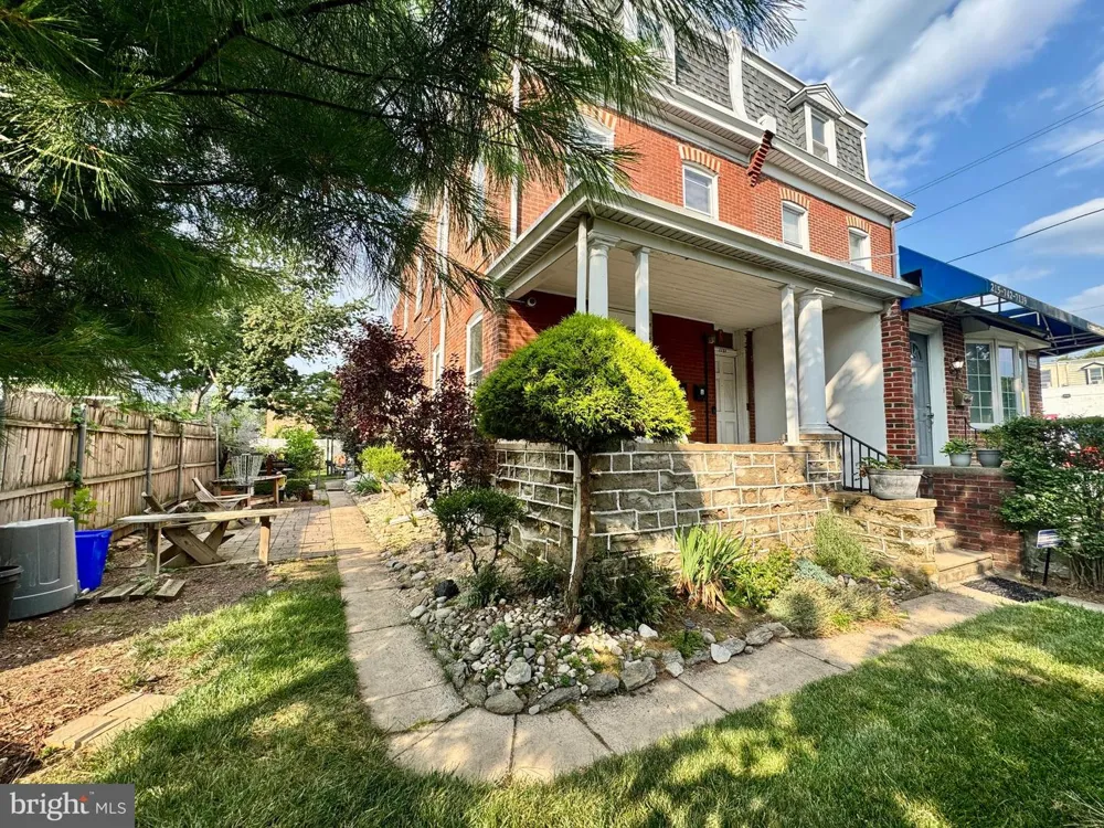 1131 COTTMAN AVENUE Philadelphia, PA 19111