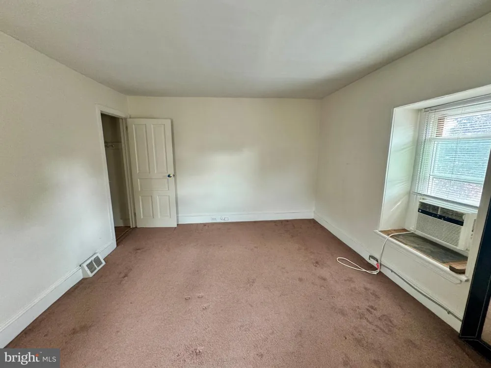 1131 COTTMAN AVENUE Philadelphia, PA 19111