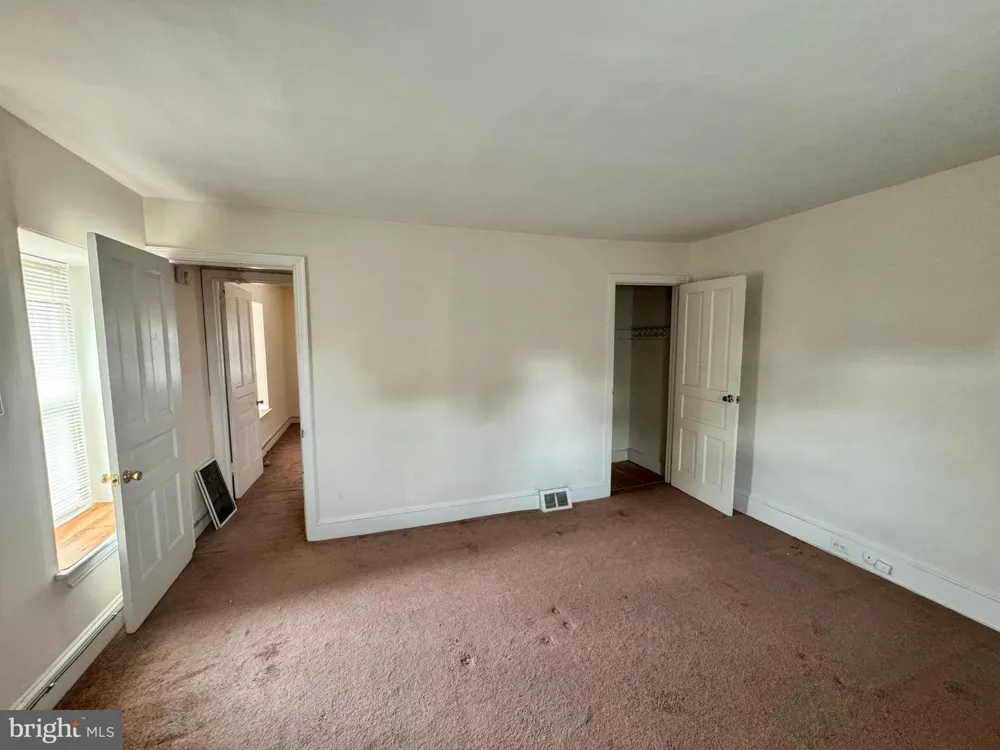 1131 COTTMAN AVENUE Philadelphia, PA 19111