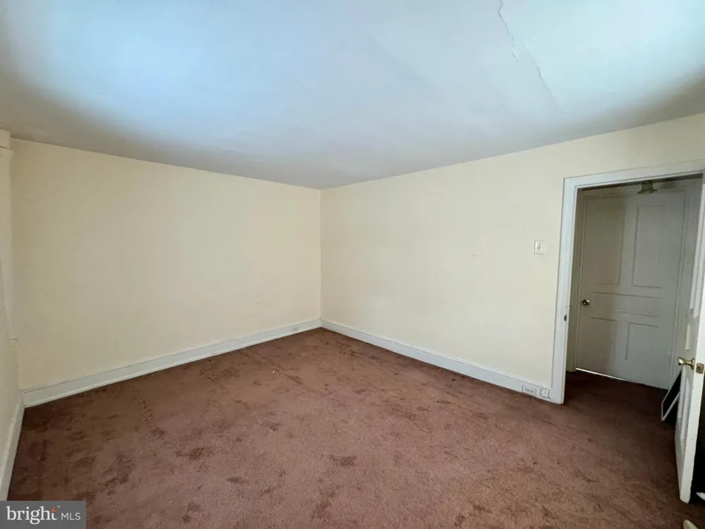 1131 COTTMAN AVENUE Philadelphia, PA 19111