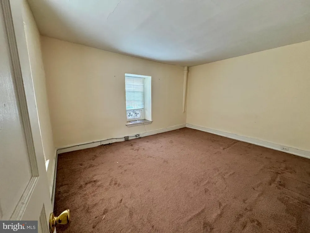 1131 COTTMAN AVENUE Philadelphia, PA 19111