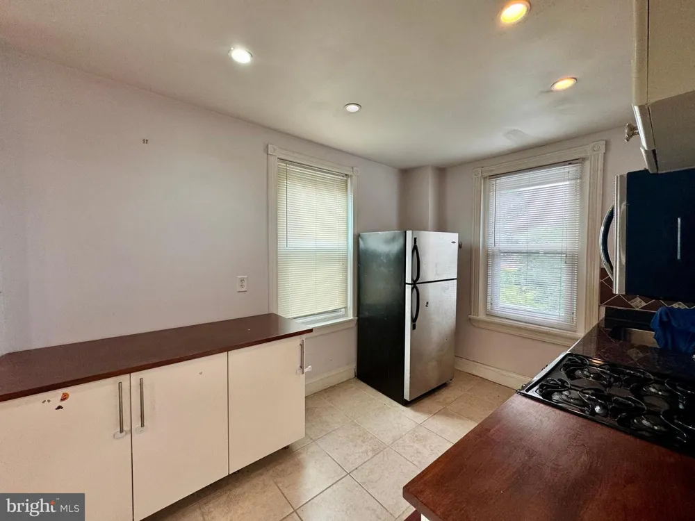 1131 COTTMAN AVENUE Philadelphia, PA 19111