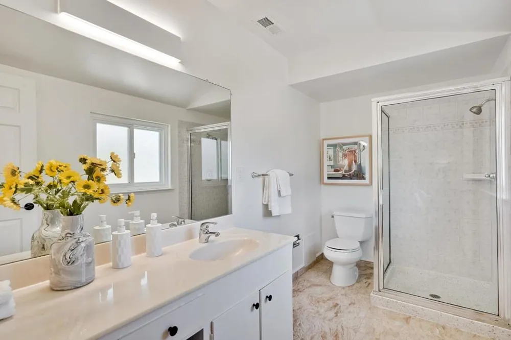10936 Linda Vista Drive Cupertino, CA 95014