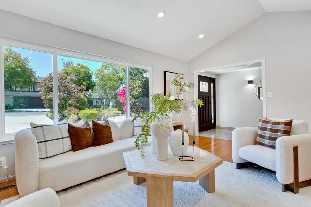 10936 Linda Vista Drive Cupertino, CA 95014